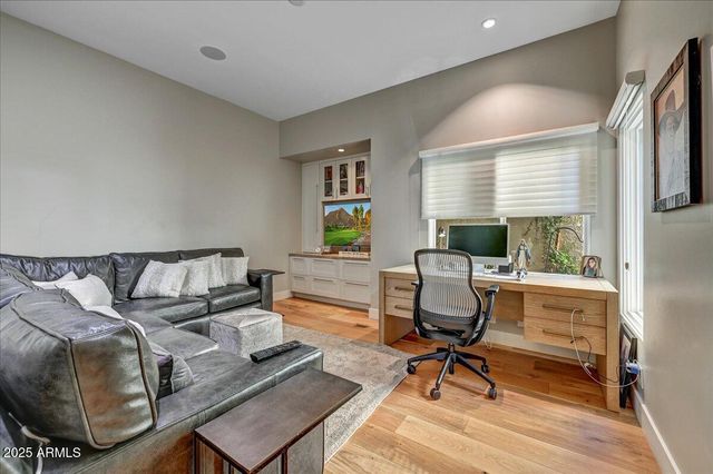 4649 N 65TH Street, Scottsdale, AZ 85251