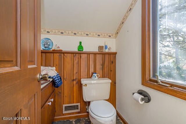 77 Monument Road NE, Pine Beach, NJ 08741