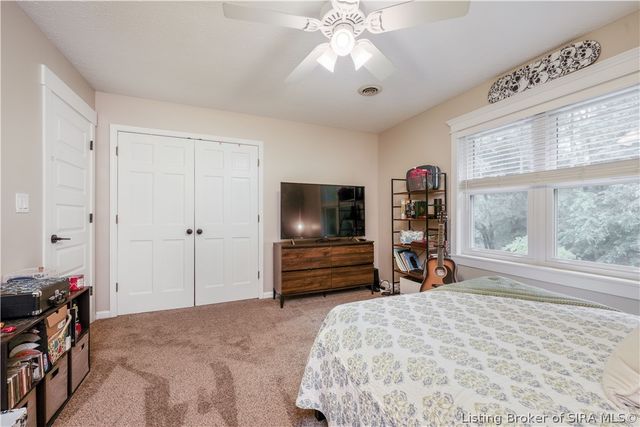 3039 Shagbark Trail, Sellersburg, IN 47172