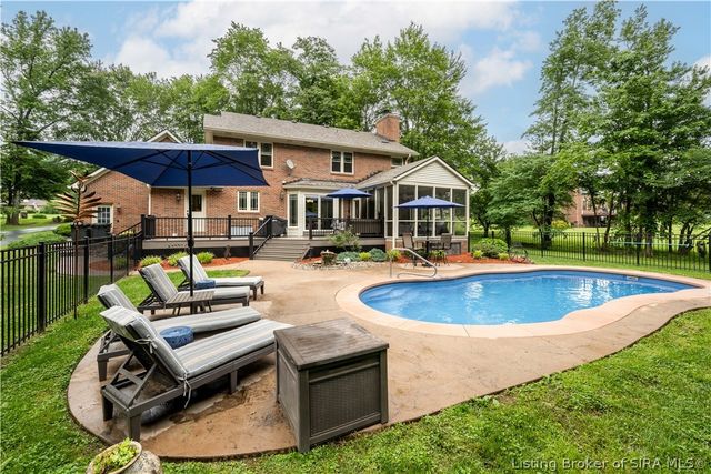 3039 Shagbark Trail, Sellersburg, IN 47172