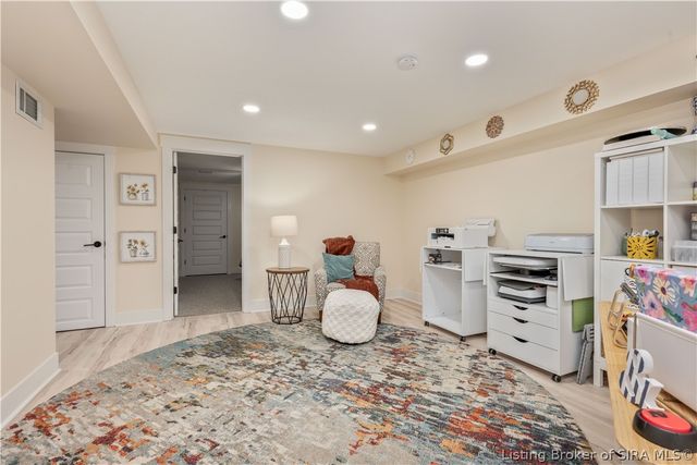 3039 Shagbark Trail, Sellersburg, IN 47172