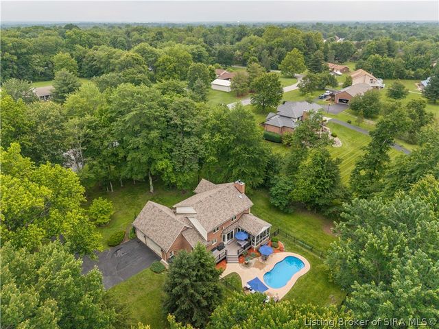 3039 Shagbark Trail, Sellersburg, IN 47172