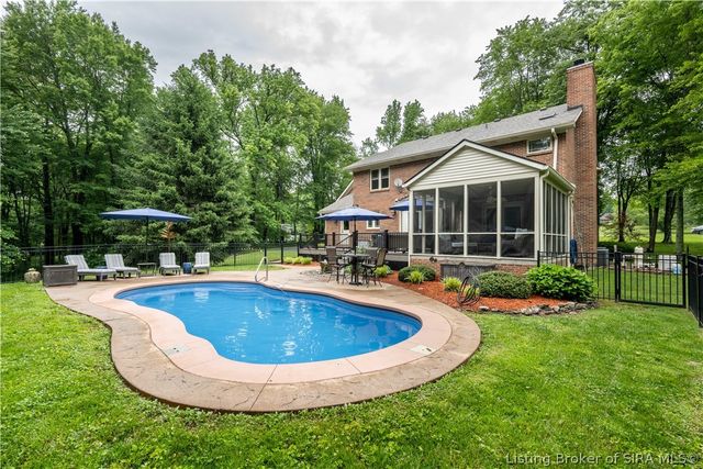 3039 Shagbark Trail, Sellersburg, IN 47172