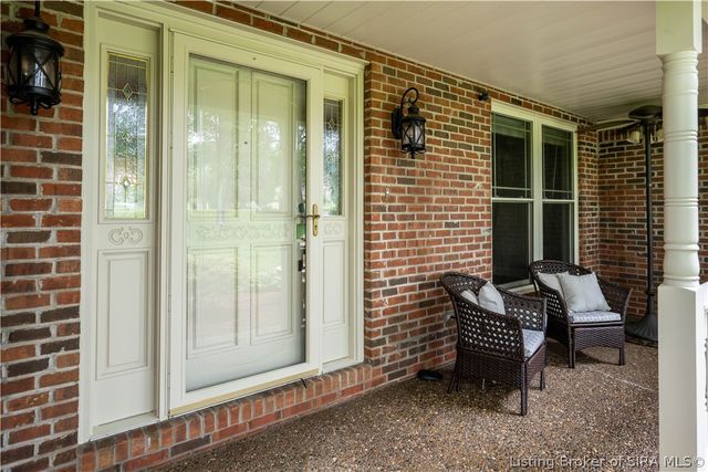 3039 Shagbark Trail, Sellersburg, IN 47172