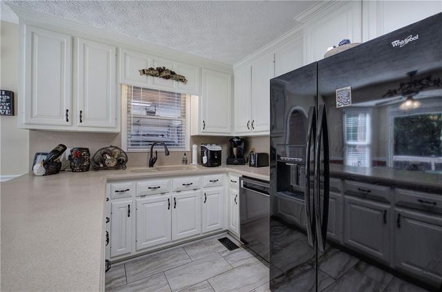 338 E Valley Road NE, Rydal, GA 30171