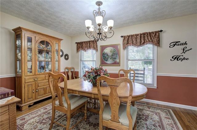 338 E Valley Road NE, Rydal, GA 30171