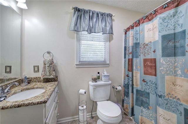 338 E Valley Road NE, Rydal, GA 30171