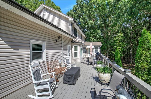 338 E Valley Road NE, Rydal, GA 30171