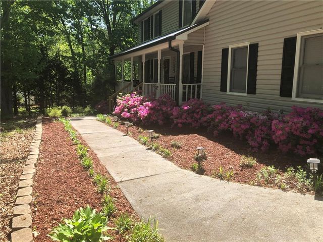 338 E Valley Road NE, Rydal, GA 30171