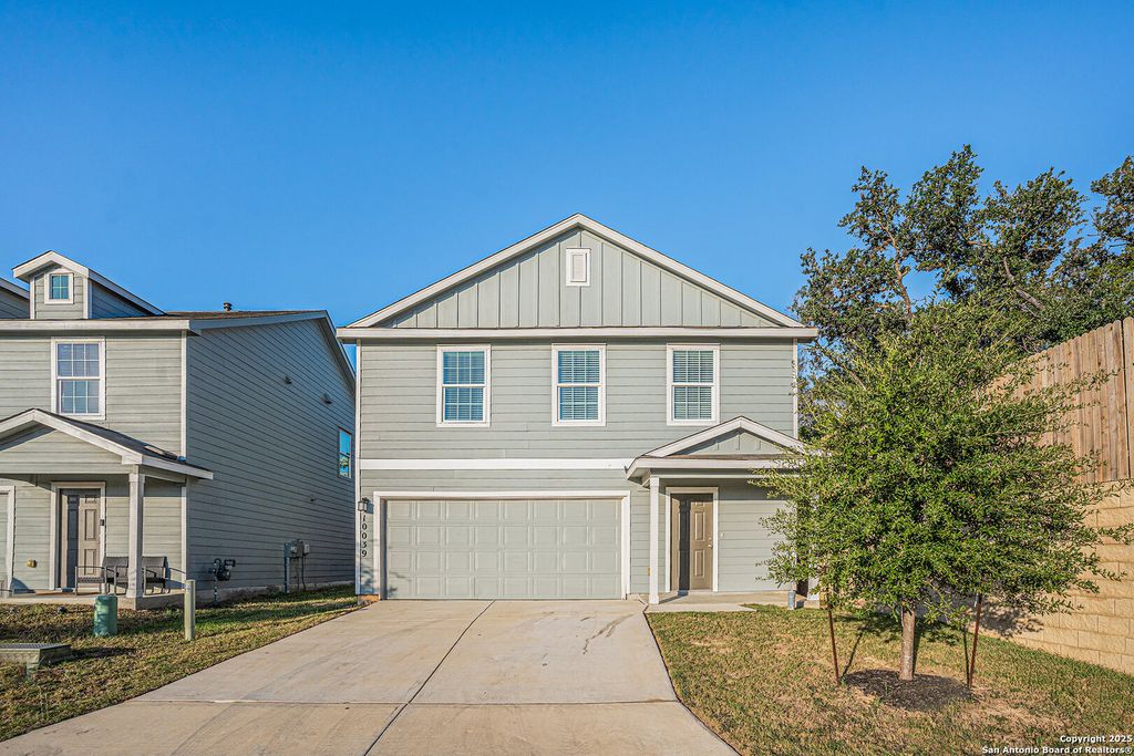 10039 Braun Crst, San Antonio, TX 78254