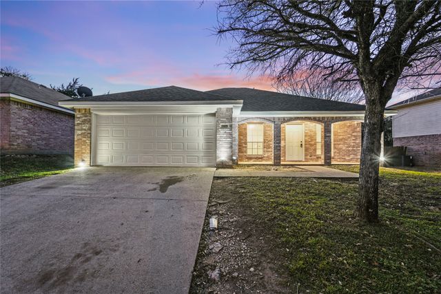 5169 E Rim Road, Dallas, TX 75211