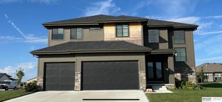 12122 S 205th Street, Gretna, NE 68028