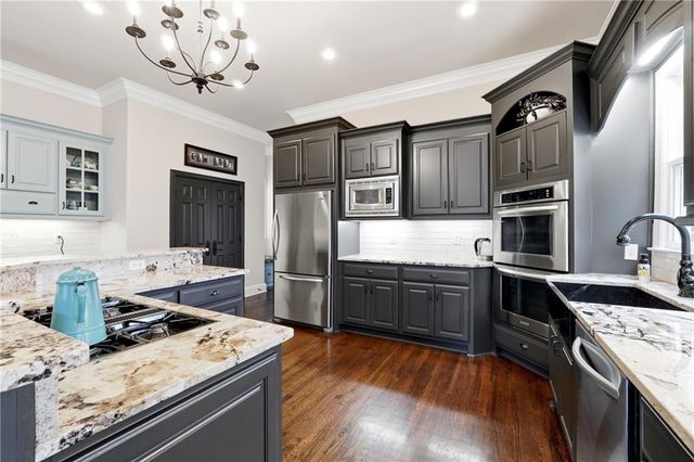9885 Nature Mill Road, Johns Creek, GA 30022