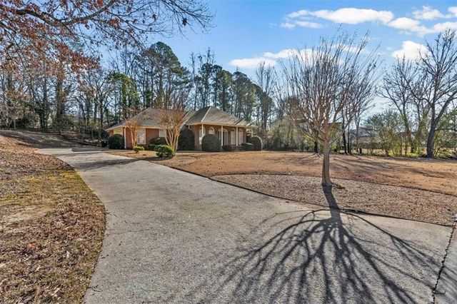 227 Rollingwood NW Circle, Rome, GA 30165