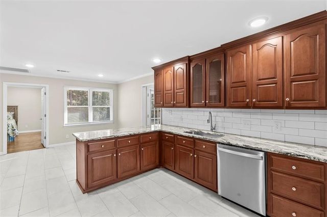 227 Rollingwood NW Circle, Rome, GA 30165