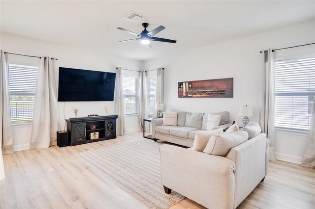 7024 LANIER FALLS ROAD, Deland, FL 32724