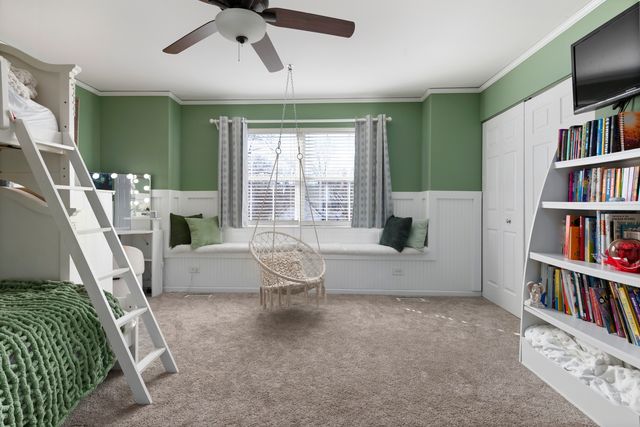 64 Talcott Avenue, Crystal Lake, IL 60014