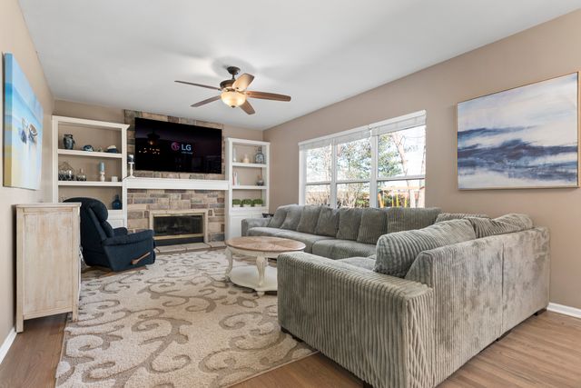 64 Talcott Avenue, Crystal Lake, IL 60014