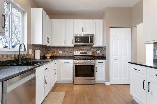 64 Talcott Avenue, Crystal Lake, IL 60014