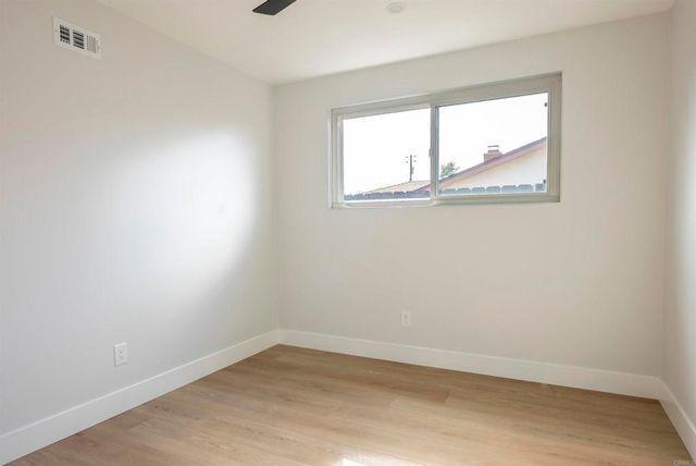 5610 Chateau Drive, San Diego, CA 92117