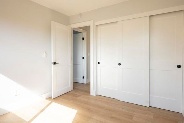 5610 Chateau Drive, San Diego, CA 92117