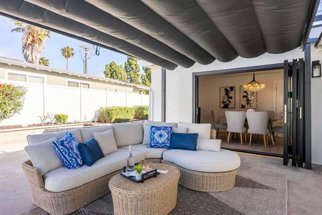 5610 Chateau Drive, San Diego, CA 92117