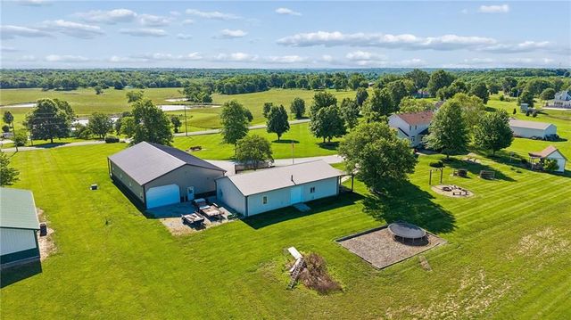 17308 Endicott Road, Kearney, MO 64060