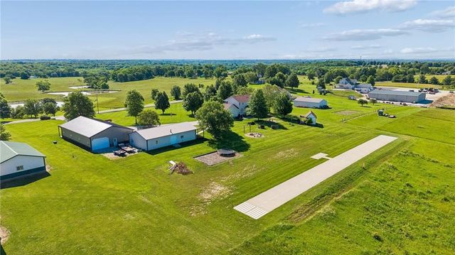 17308 Endicott Road, Kearney, MO 64060
