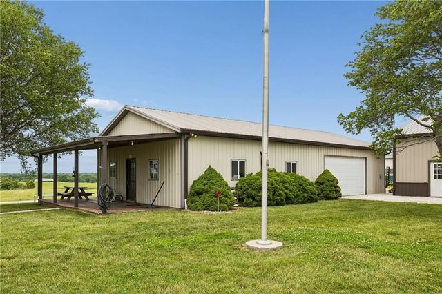 17308 Endicott Road, Kearney, MO 64060