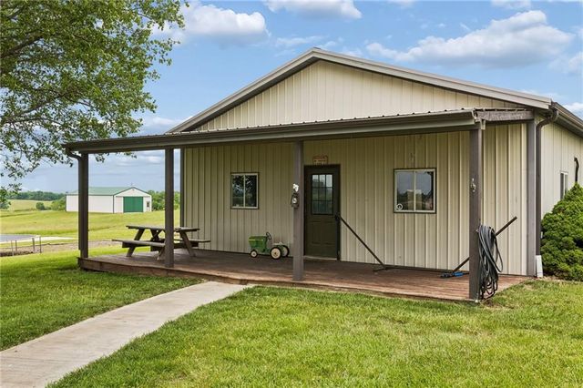 17308 Endicott Road, Kearney, MO 64060