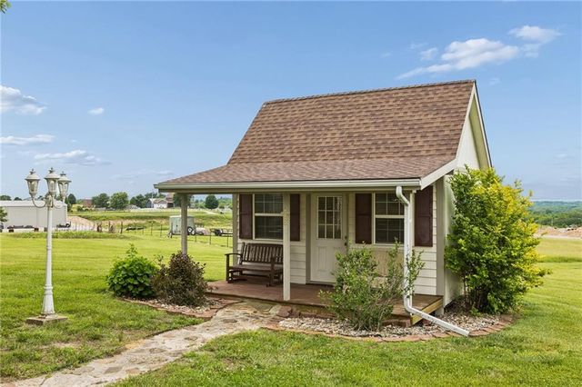 17308 Endicott Road, Kearney, MO 64060