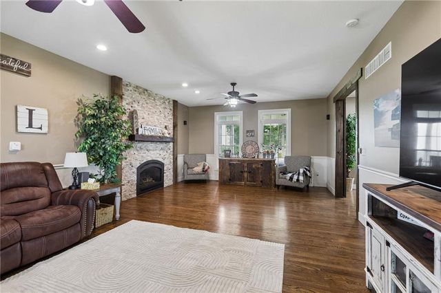 17308 Endicott Road, Kearney, MO 64060