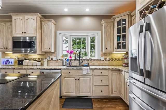 17308 Endicott Road, Kearney, MO 64060