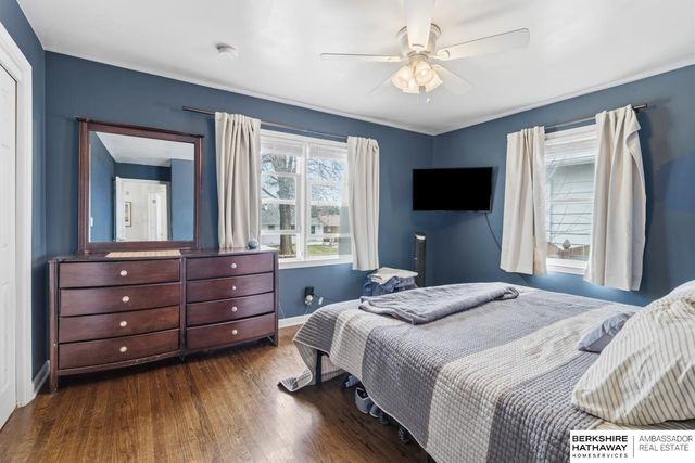 3020 S 43rd Street, Omaha, NE 68105