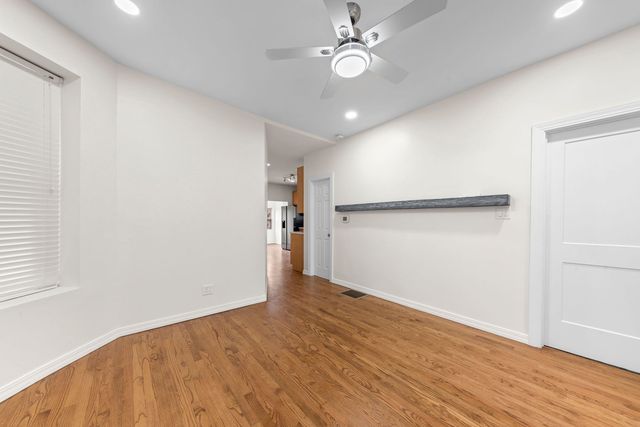 2630 N Hamlin Avenue 1, Chicago, IL 60647