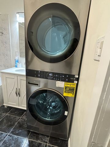 2630 N Hamlin Avenue 1, Chicago, IL 60647