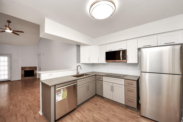 2425 Holly Hall Street C54, Houston, TX 77054