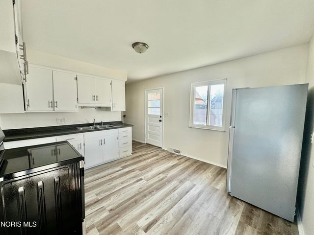 2716 112th Street, Toledo, OH 43611