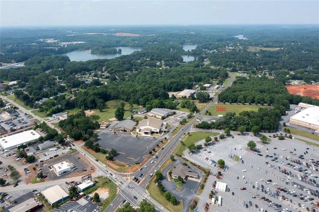 222 Brown Road, Anderson, SC 29621