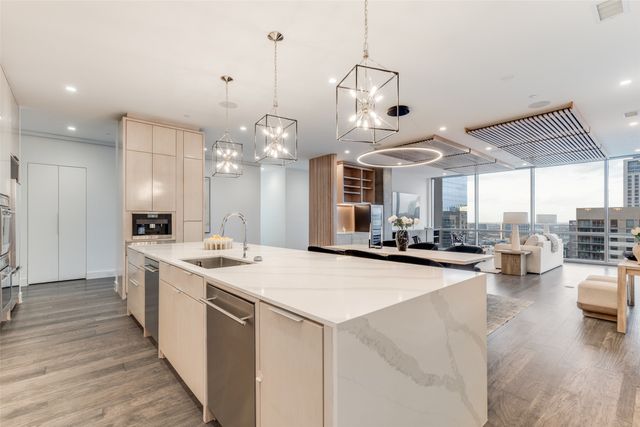 2200 Victory Avenue 2107, Dallas, TX 75219