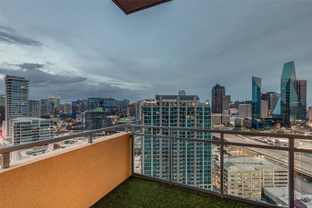 2200 Victory Avenue 2107, Dallas, TX 75219