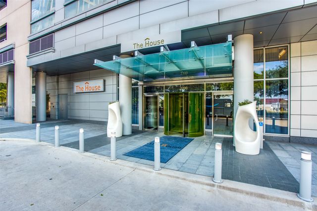 2200 Victory Avenue 2107, Dallas, TX 75219