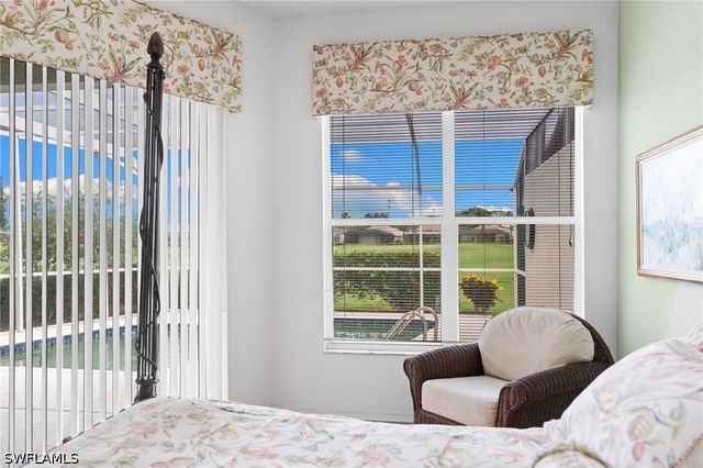 1843 Leamington LN, Naples, FL 34109