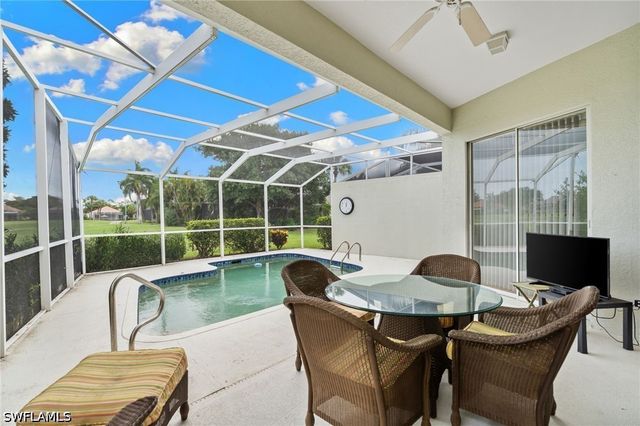 1843 Leamington LN, Naples, FL 34109