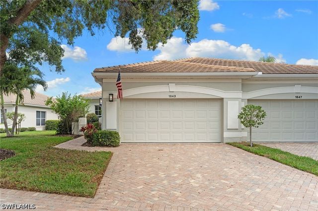 1843 Leamington LN, Naples, FL 34109