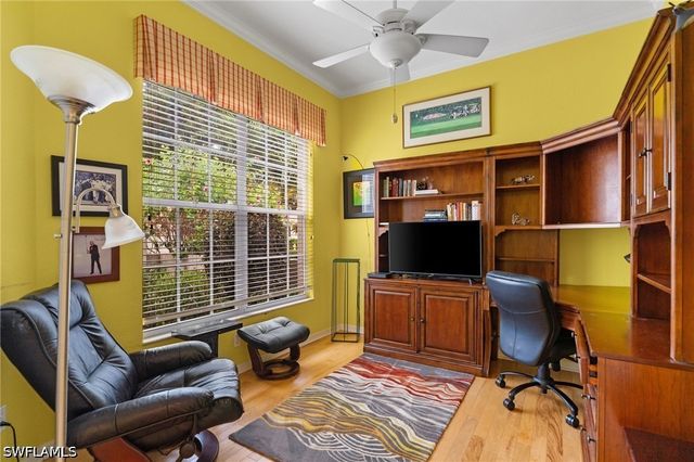 1843 Leamington LN, Naples, FL 34109