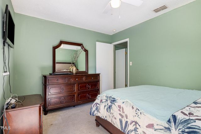 5700 Eagle Pass Circle, Fayetteville, NC 28304