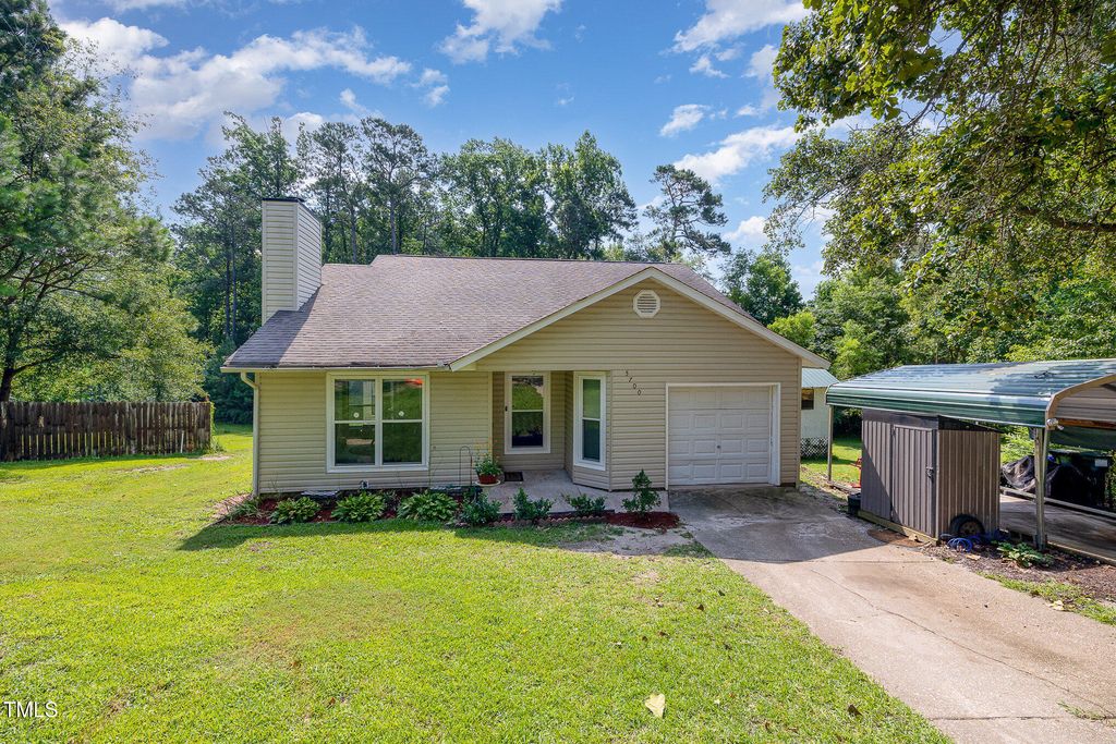 5700 Eagle Pass Circle, Fayetteville, NC 28304