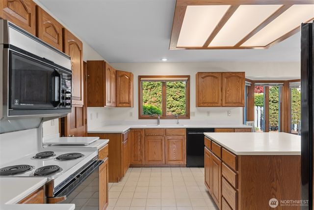 6 Sunburst Street, Wenatchee, WA 98801