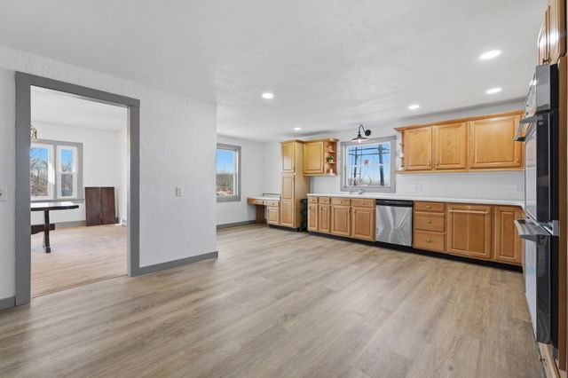 7770 S Old 27, Ashley, IN 46705